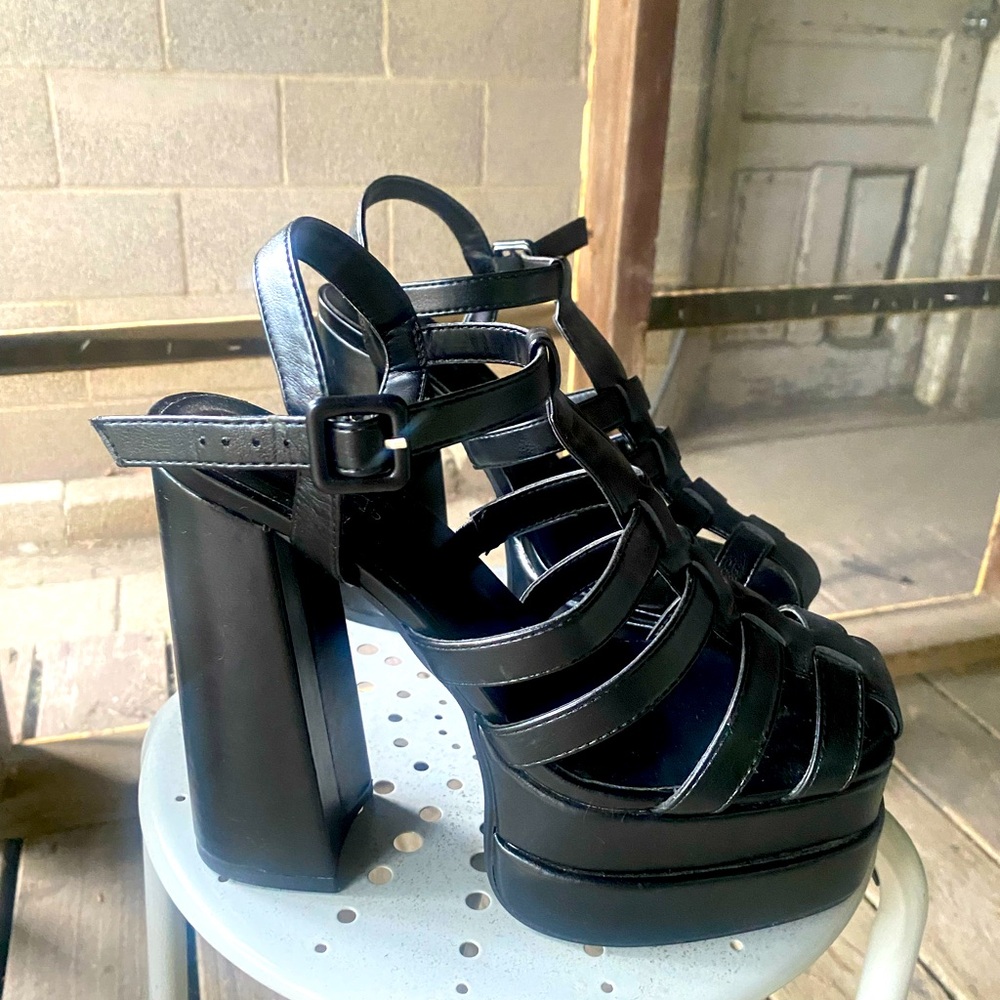 COPY - 4 inch platform heels